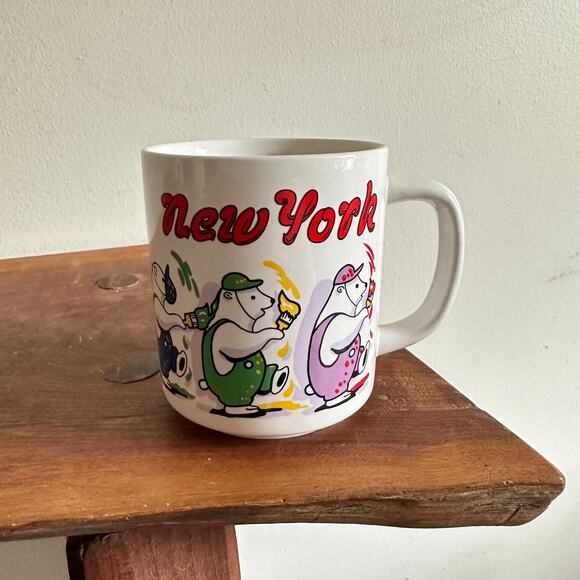 Vintage New York USA Painting Bears Destination Coffee Cup - Picture 1 of 6